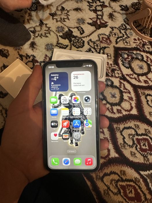 Продам Айфон 11 продам