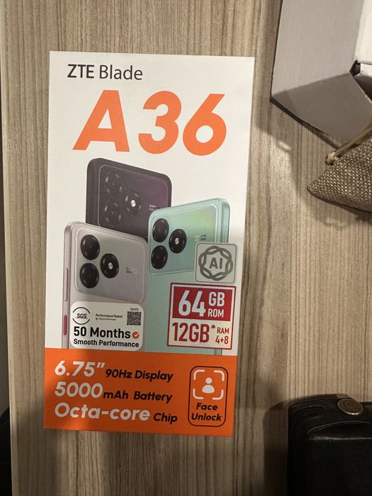 Продам телефон .