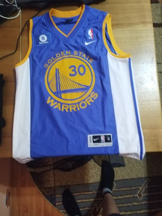 Nike Maieu basket nba curry