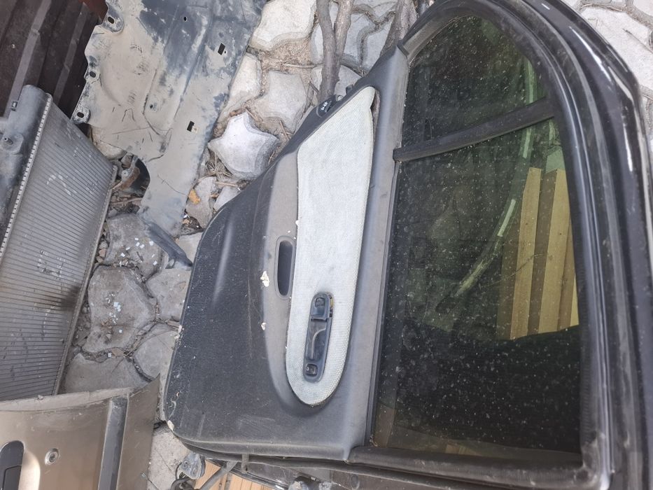 Двери на ниссан примера