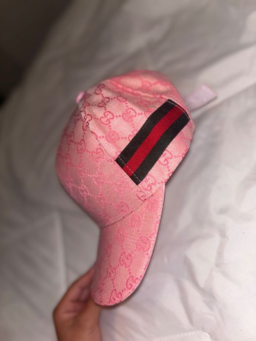 Șapcă GUCCI roz!!