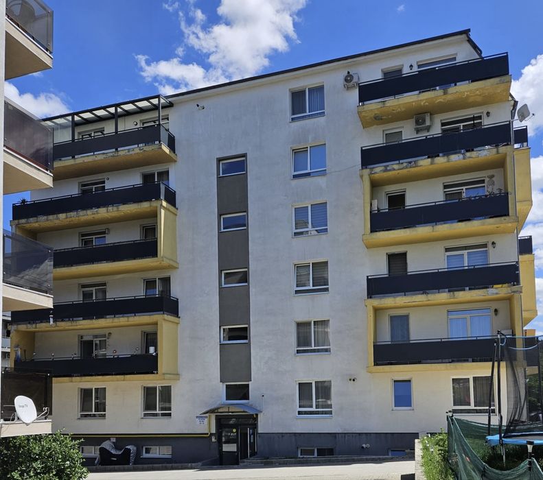 Apartament 2 camere, parcare Razoare Floresti
