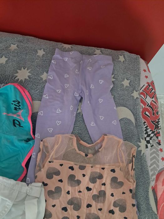 Летен Лот от дрехи за момиче 110 размер подарък маратонки