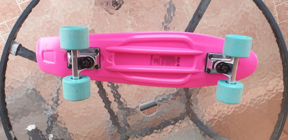 Skateboard No Rules Authentic, ca nou !