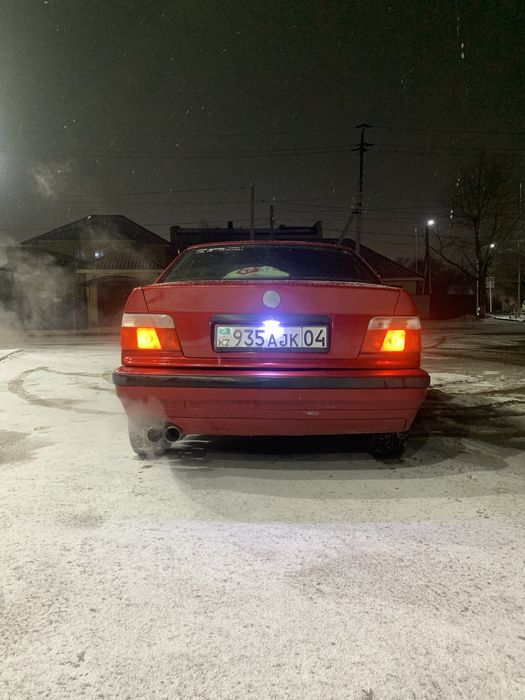 Продам бмв е36 в жорошем состояоии