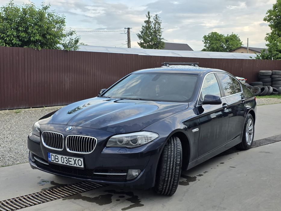 Bmw F10 2.0 tdi automat Cutie sport trapa camere 360. Foarte dotata.  Impecabila