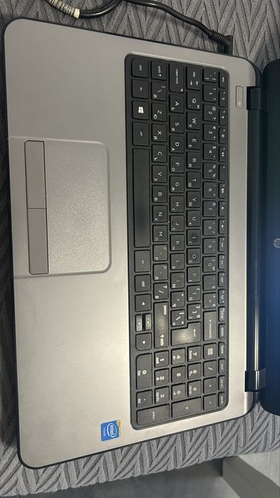 HP 250 G3 – Работещ лаптоп с Windows 10 Pro