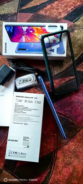 SAMSUNG GALAXY A70-Състояние като от магазина.Пълен комплекти