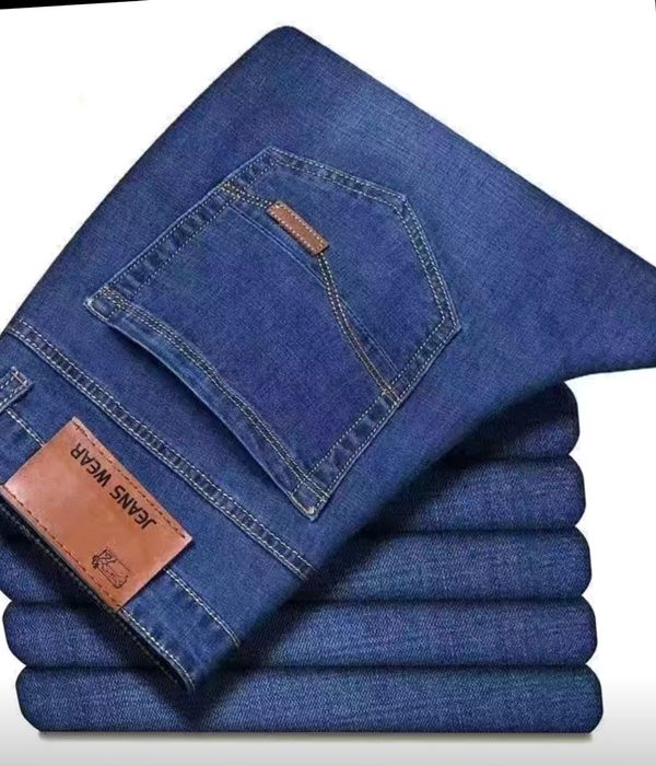 Продам мужские джинсы