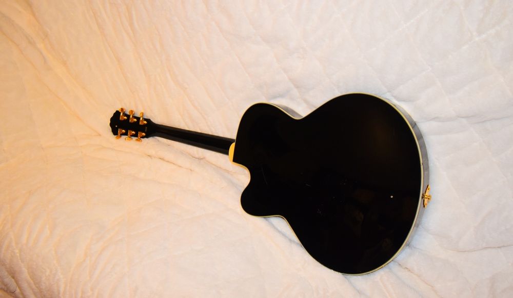 chitară electrică  hollow-body J&D SA-10 BK