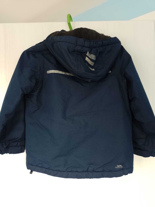 Зимни якета и ветровки момче 6-7 г