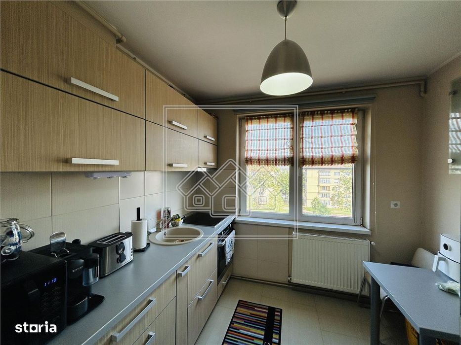 Ap modern, cu 2 camere, balcon - Zona Terezian
