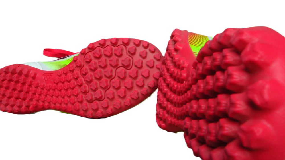 Ghete fotbal sintetic NOI Adidas F50 Club marimea 39