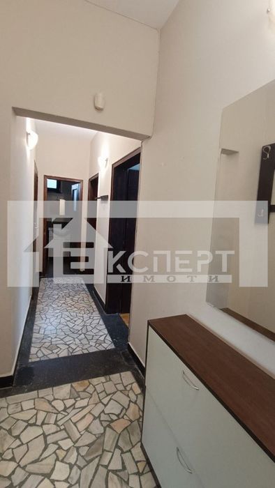 Дава се под наем Тристаен апартамент в Пловдив, Център - 98 кв.м за 612 € - Снимка #7