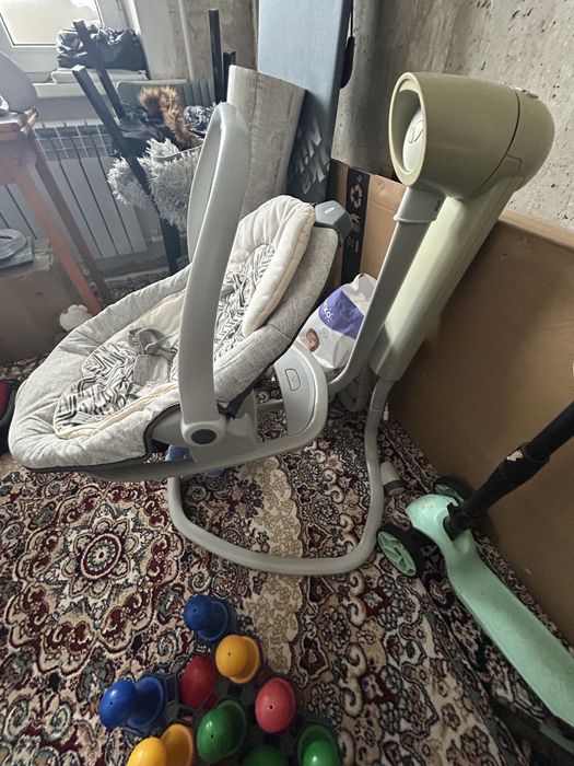 Продам детскую  качалку