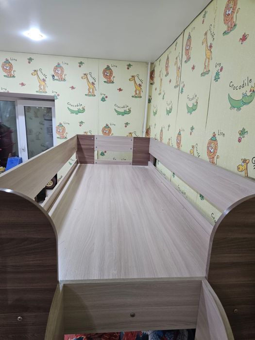 Двухъярусная кровать-диван (трансформер) б/у