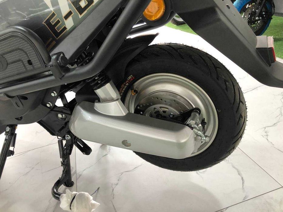 Elektro skuter wasat SCOOTER KURYER