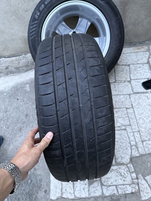 Продам шины с дисками R16