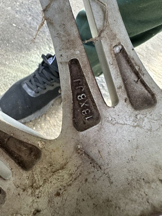 BMW STIL 135 R-18 550 лева БМВ