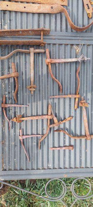 Balale antice vechi fier forjat