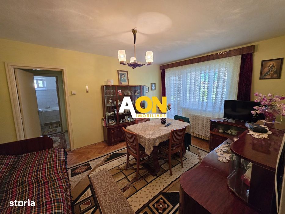 Apartament 2 camere, semidecomandat, zona Closca — fotografia 1