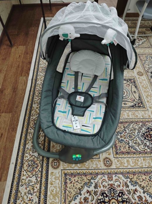 Продам шезлонг-качели