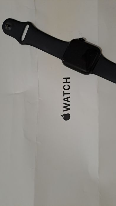 Черные часы Apple watch