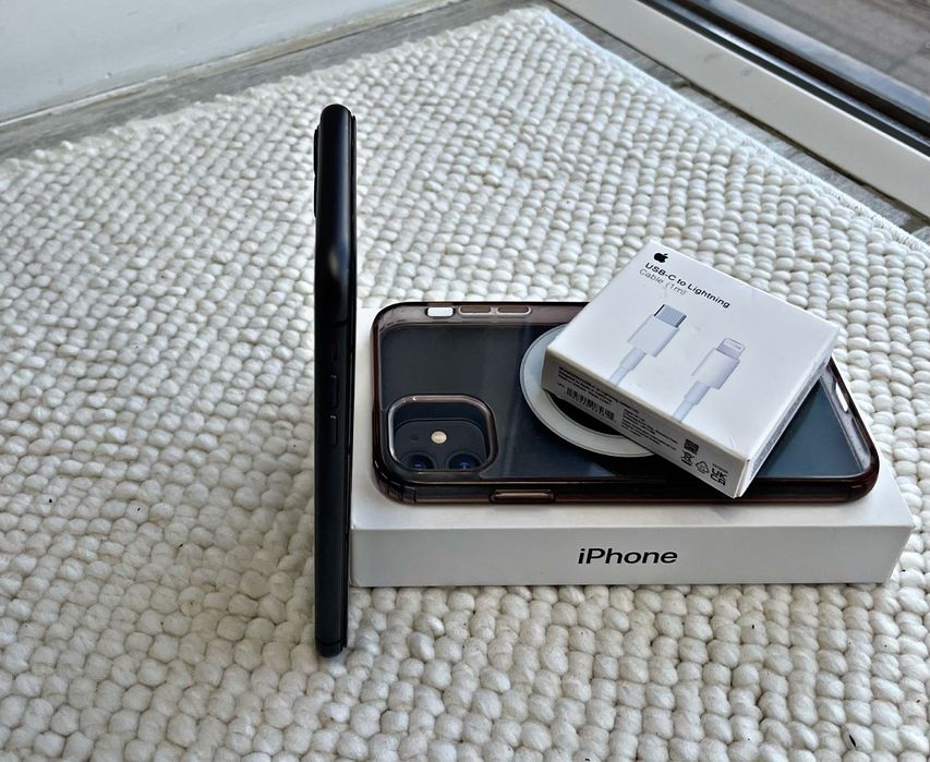 Iphone 11/128GB/akb83% в идеалее
