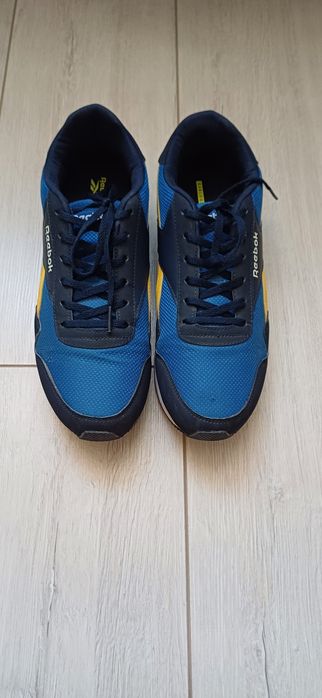 Продам кроссовки Reebok 41 размер