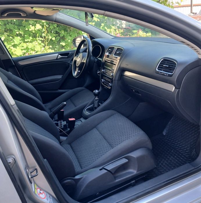 VOLKSWAGEN Golf 2010 — imagine 5