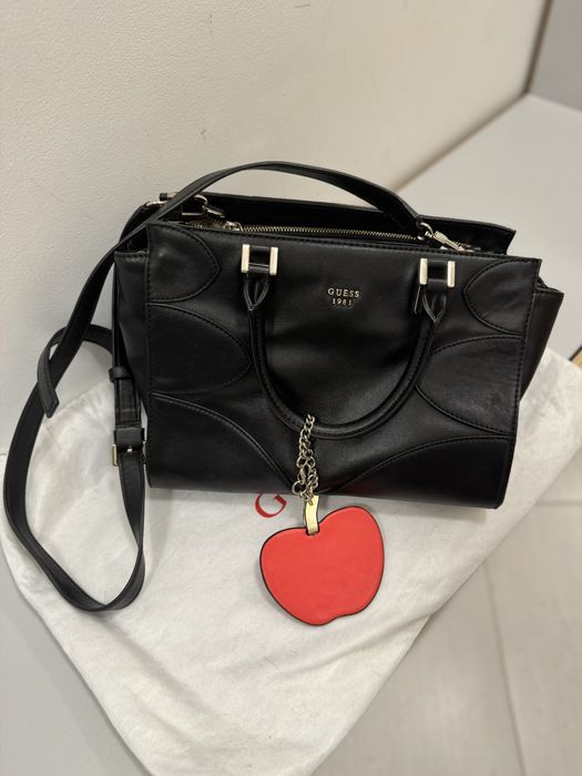 Чанта Guess Society Satchel