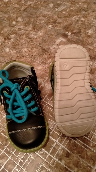 Продам ботиночки, кожаные