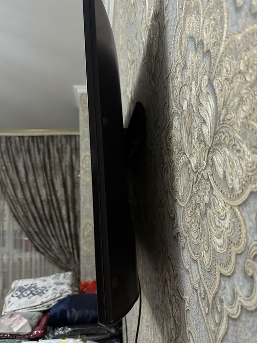 Телевизор LG в хорошом состоянии