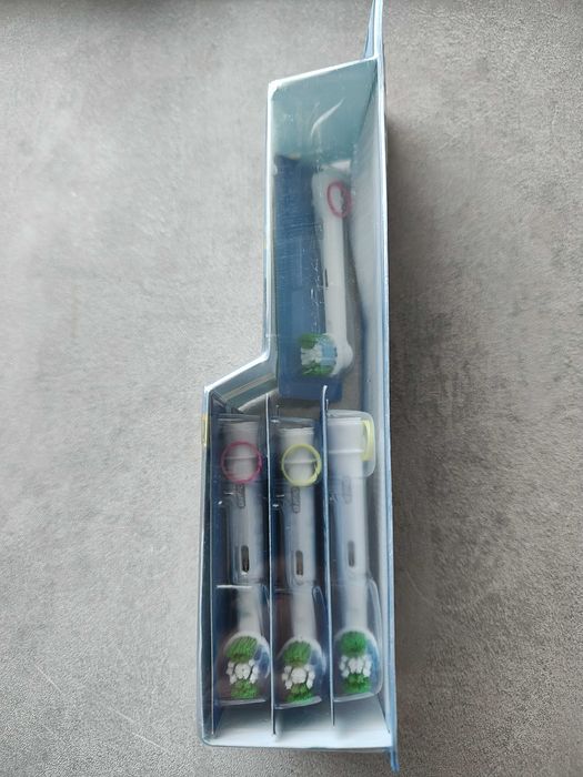 Periuta electrica Braun Oral B