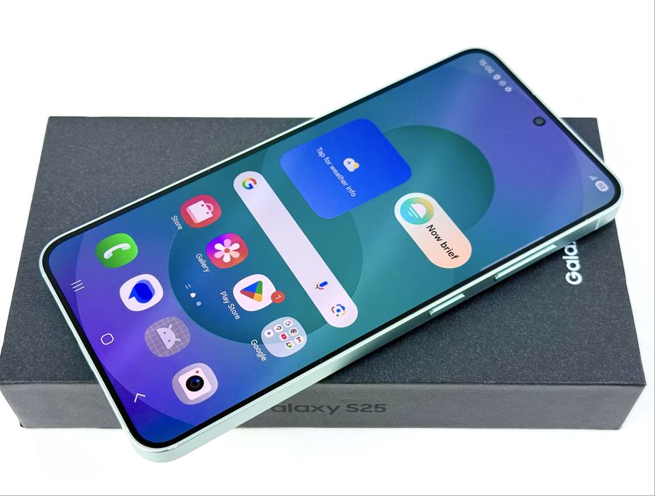 НОВ! Samsung Galaxy S25 5G 128GB 12RAM Mint 2г. Гаранция!