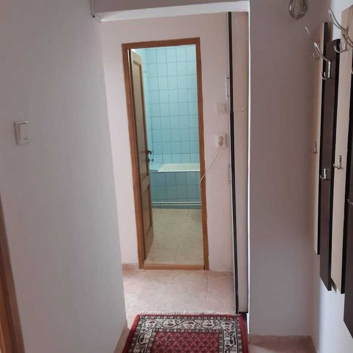 Apartament de inchiriat 2 camere decomandat Mihai Viteazu