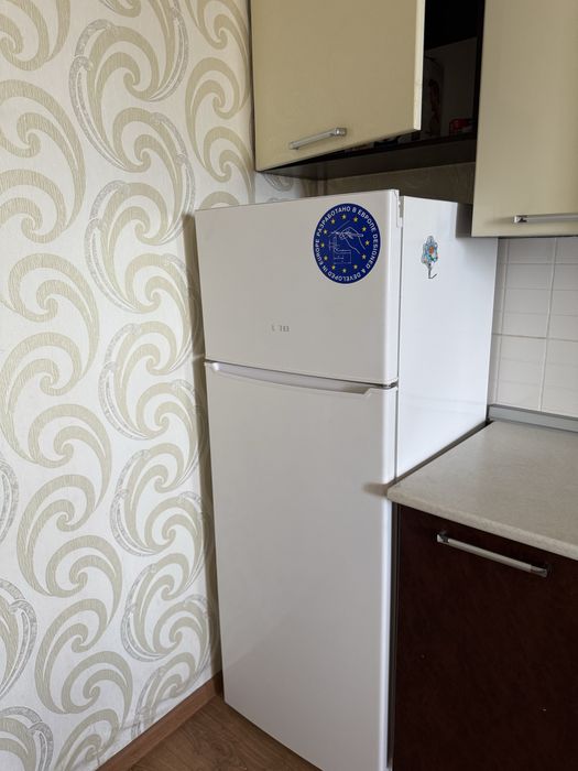 Холодильник в хорошем состоянии