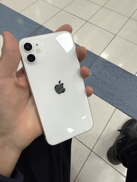 Iphone 11 продам