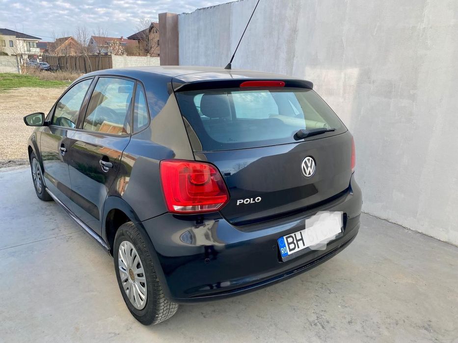 VOLKSWAGEN Polo 2010 — imagine 3