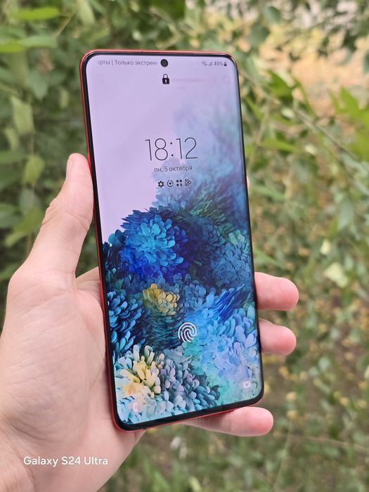 Продам samsung s20+