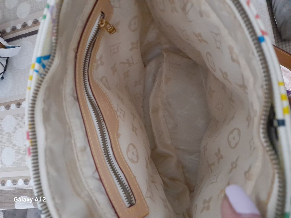 Geanta Louis Vuitton piele