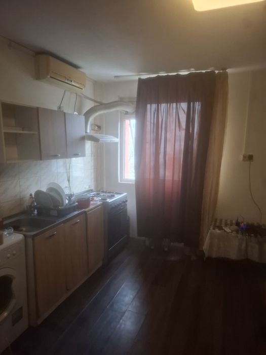 De închiriat garsoniera