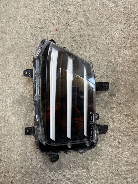 lumina de zii drl led dreapta peugeot 208