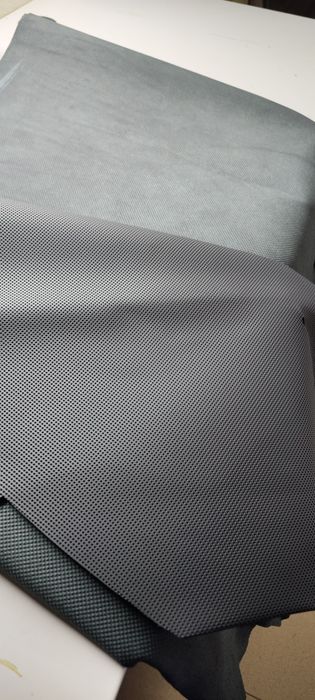 Piele Volane semi-perforată și fină