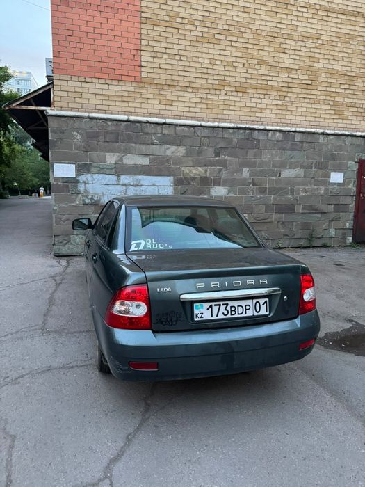 В продаже приора первая