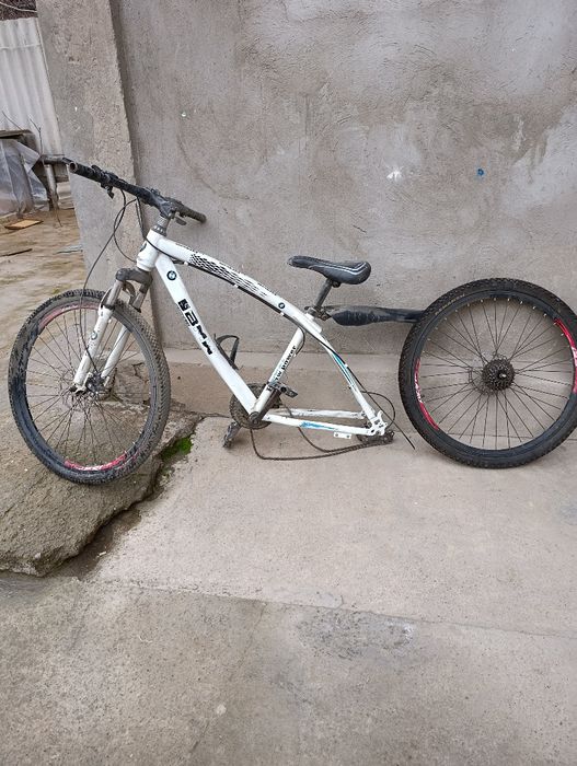 Велосипед Бмв белый