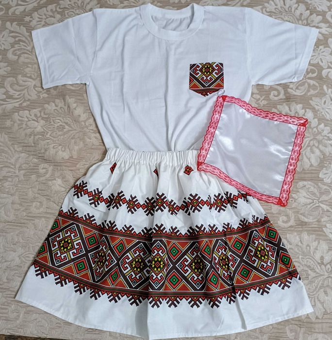 Пола    с     мотиви