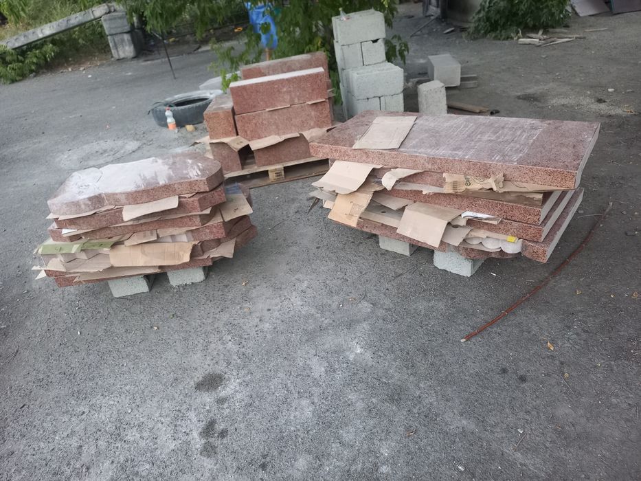 Памятники.Оградки