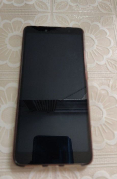 650.000 sum Redmi S2 sotiladi srochni