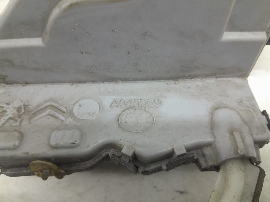 Broasca usa stanga spate a048069 Citroen C3 2